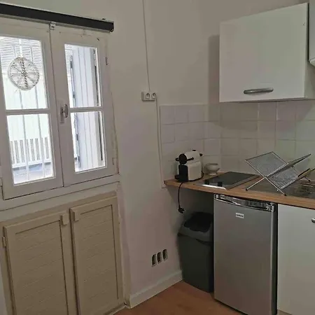 Apartment Studio Au Centre De Montpellier, Tram & Wifi Montpellier